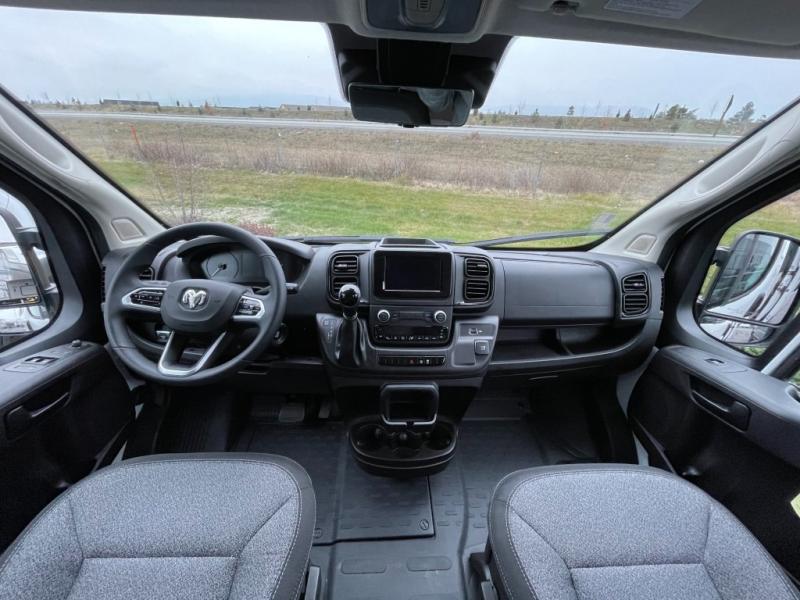 2024 Winnebago Solis Pocket 36A, $ 99,990