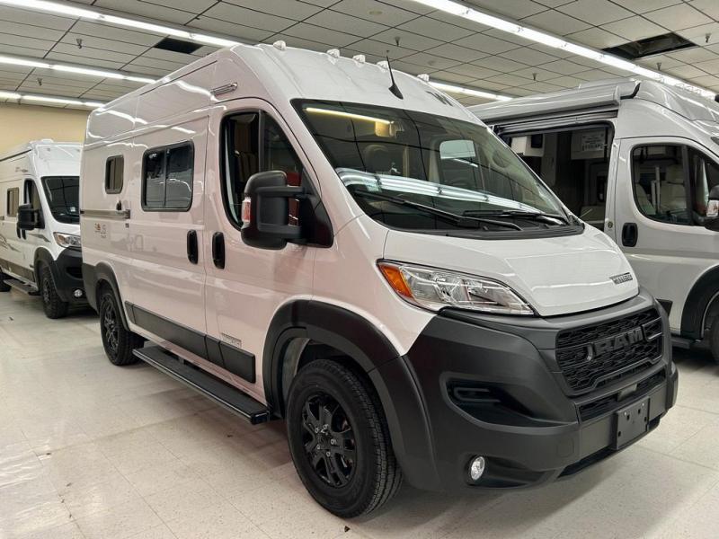 2024 Winnebago Solis Pocket 36B, $ 99,990