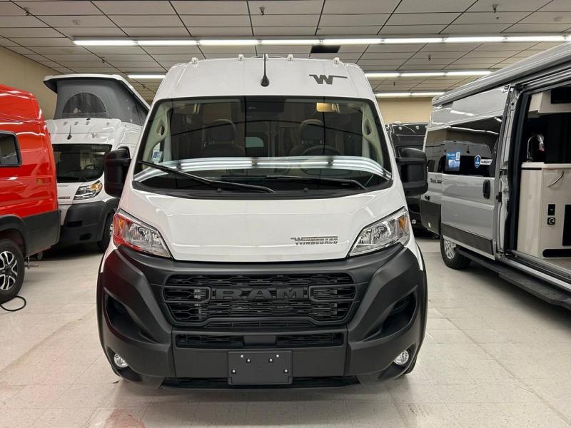 2024 Winnebago Solis Pocket 36B, $ 99,990