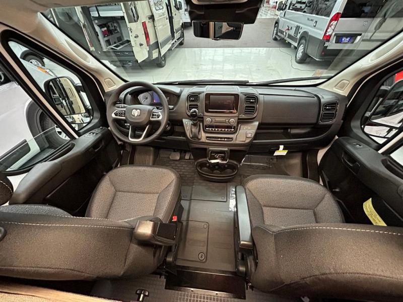 2024 Winnebago Solis Pocket 36B, $ 99,990