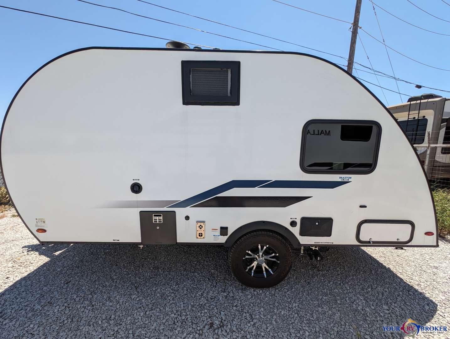 2022 Braxton Creek Bushwhacker Plus 17FD, $ 11,900