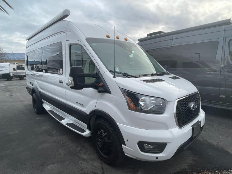 2025 Coachmen Beyond 22C AWD, $ 164,990
