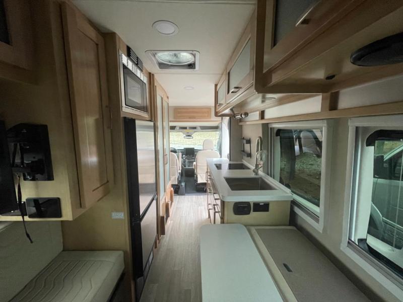 2025 Coachmen Beyond 22C AWD, $ 164,990
