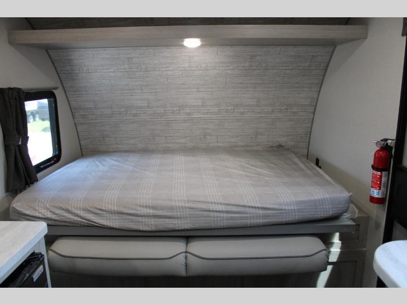 2025 Coachmen Catalina Summit Series 7 154RBX, $ 23,593