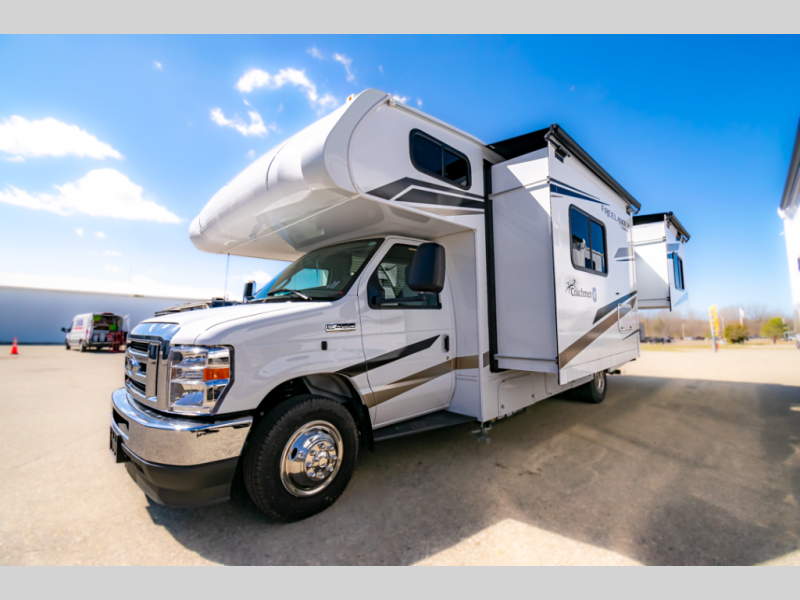 2025 Coachmen Freelander 26DS Ford - 450, $ 146,413