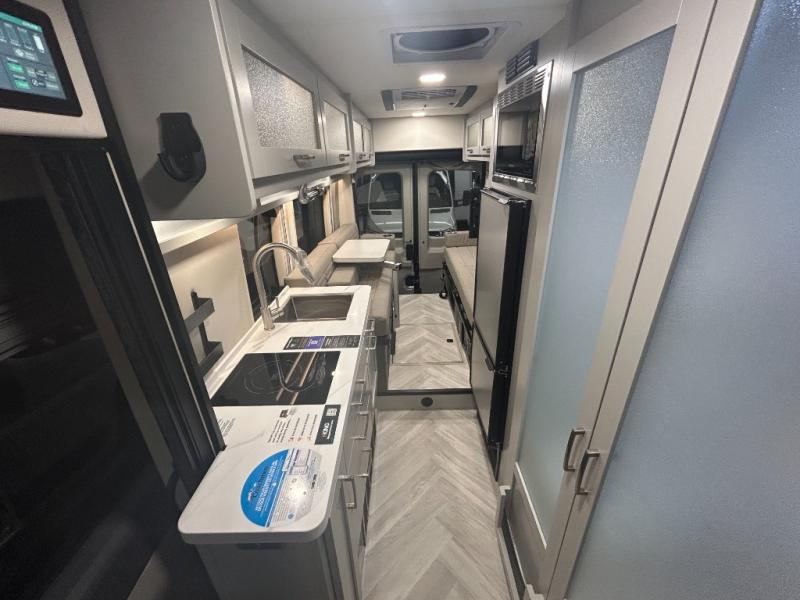 2025 Coachmen Beyond 22D AWD, $ 159,990