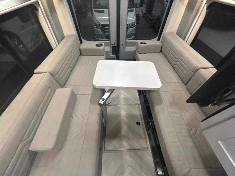 2025 Coachmen Beyond 22D AWD, $ 159,990