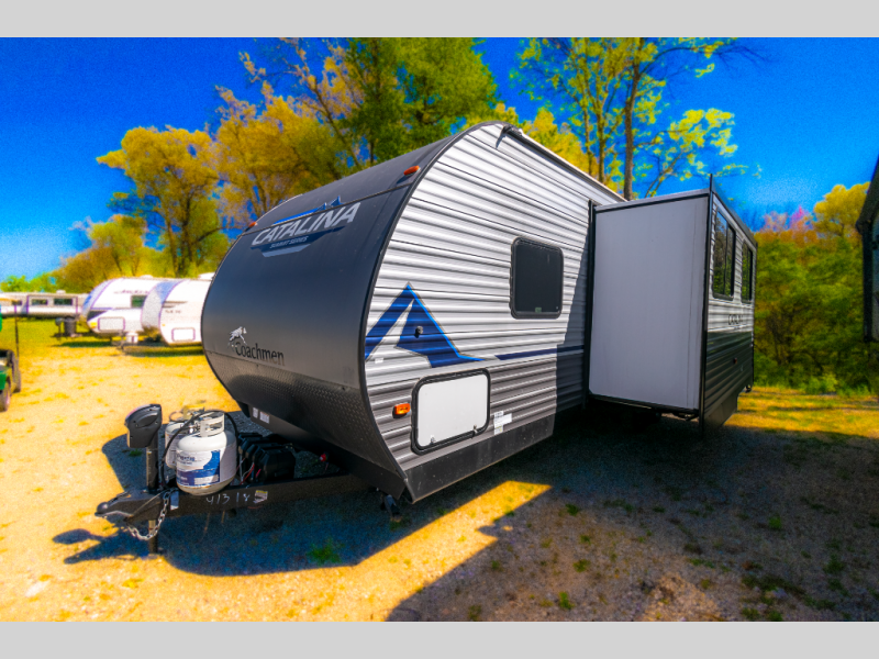 2023 Coachmen Catalina Summit Series 8 261BHS, $ 0