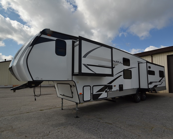 2023 Coachmen Chaparral Lite 30BHS, $ 47,990