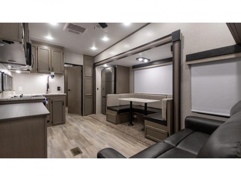 2022 Coachmen Chaparral X-Edition 355FBX, $ 84,449