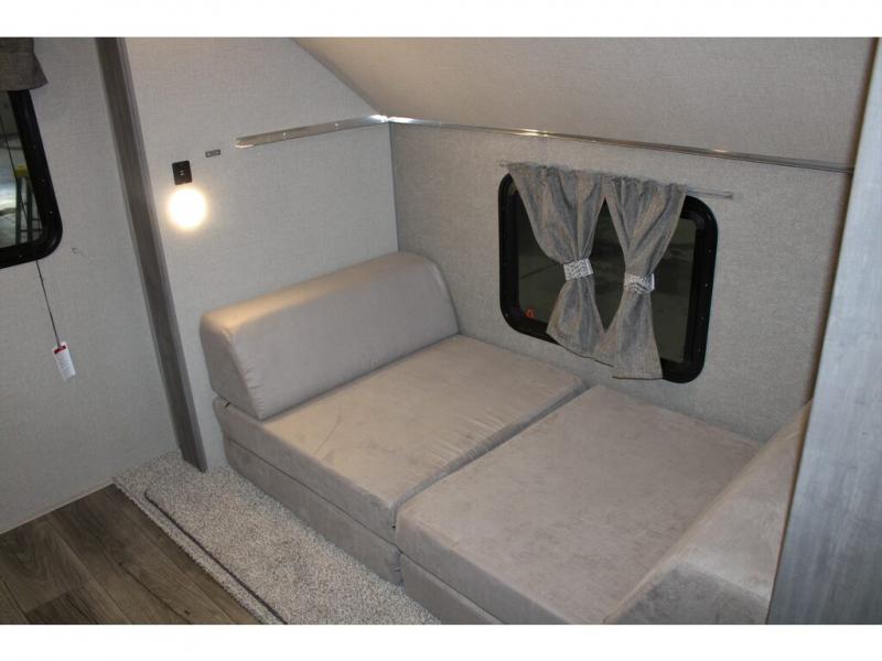 2022 Coachmen Catalina Legacy Edition 323BHDSCK, $ 56,898