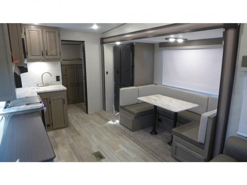 2022 Coachmen Chaparral Lite 274BH, $ 49,990