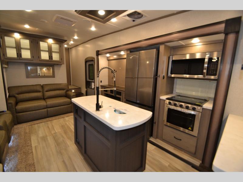 2022 Coachmen Chaparral 367BH, $ 67,990