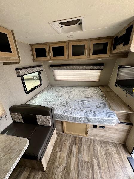 2021 Coachmen Catalina Expedition 192BH, $ 15,999