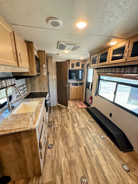 2020 Coachmen Catalina Trail Blazer 26TH, $ 18,999