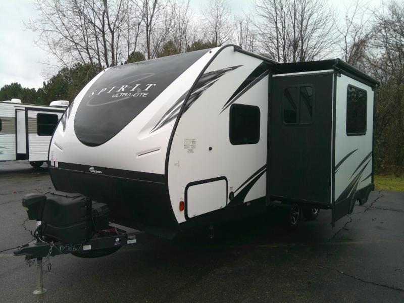 2019 Coachmen Spirit Ultra Lite 1943RB, $ 0