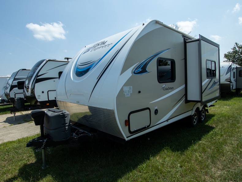 2018 Coachmen Freedom Express Ultra-Lite 192RBS, $ 0
