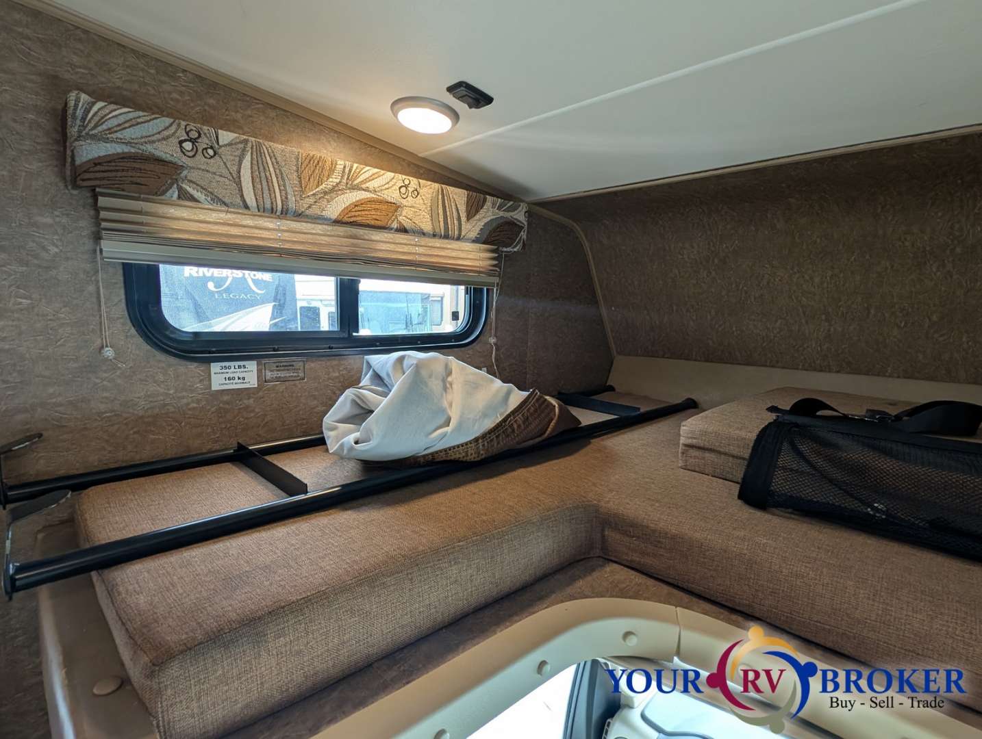 2015 Coachmen Freelander Ford E-450 32BH, $ 49,900