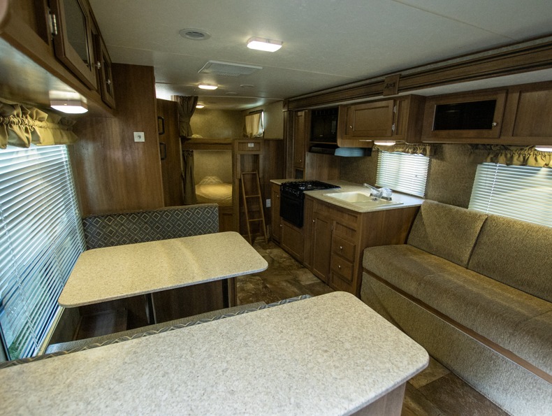2015 Coachmen Apex Ultra-Lite 28LE, $ 0
