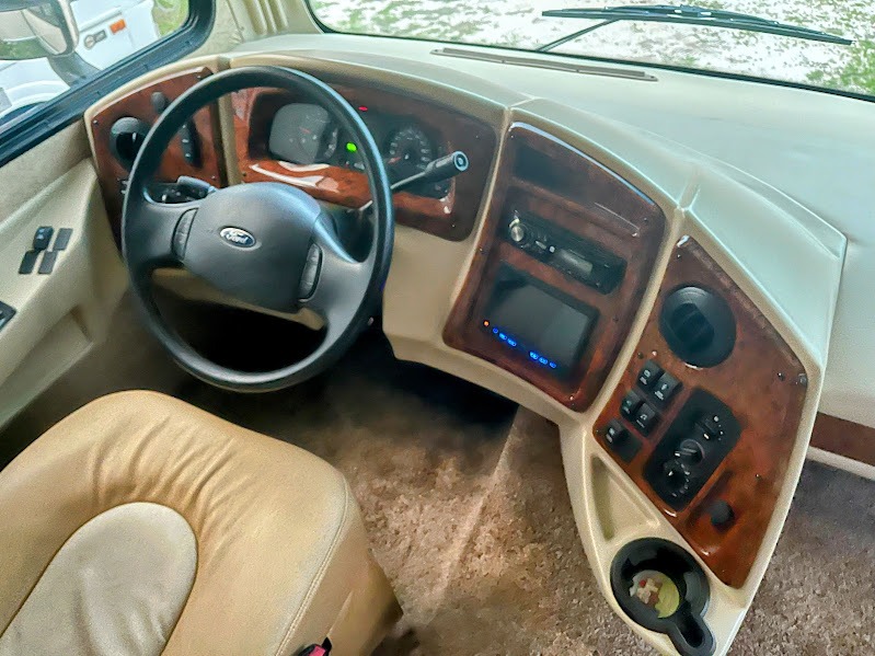 2014 Coachmen Mirada 32UD, $ 38,500