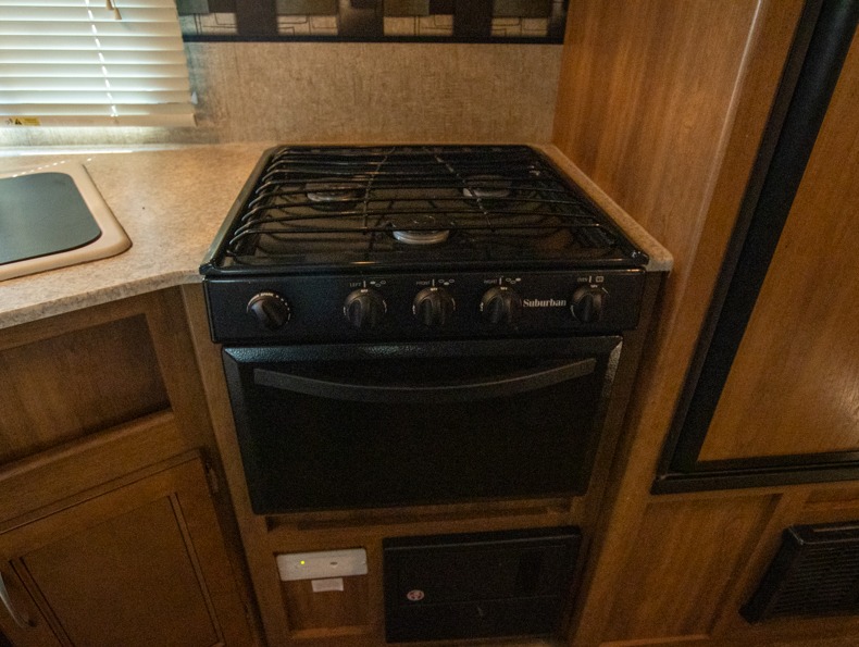 2014 Coachmen Apex Select Series 235BHS, $ 0