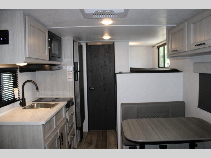 2026 CrossRoads Sunset Trail 17BHS, $ 0