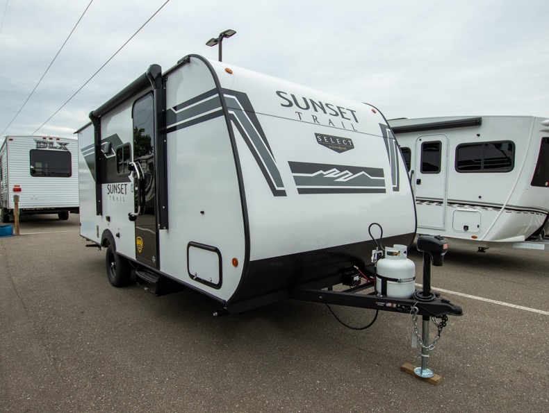 2026 CrossRoads Sunset Trail 17BHS, $ 0