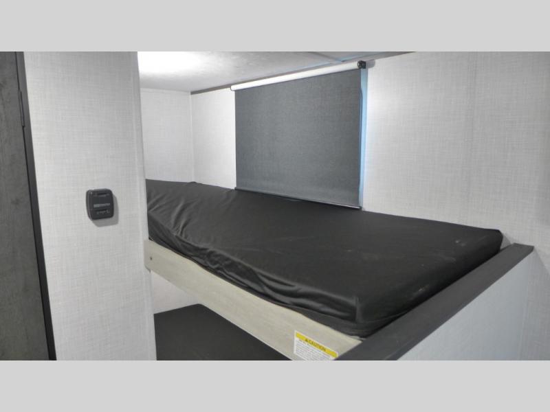 2026 CrossRoads Sunset Trail 17BHS, $ 0