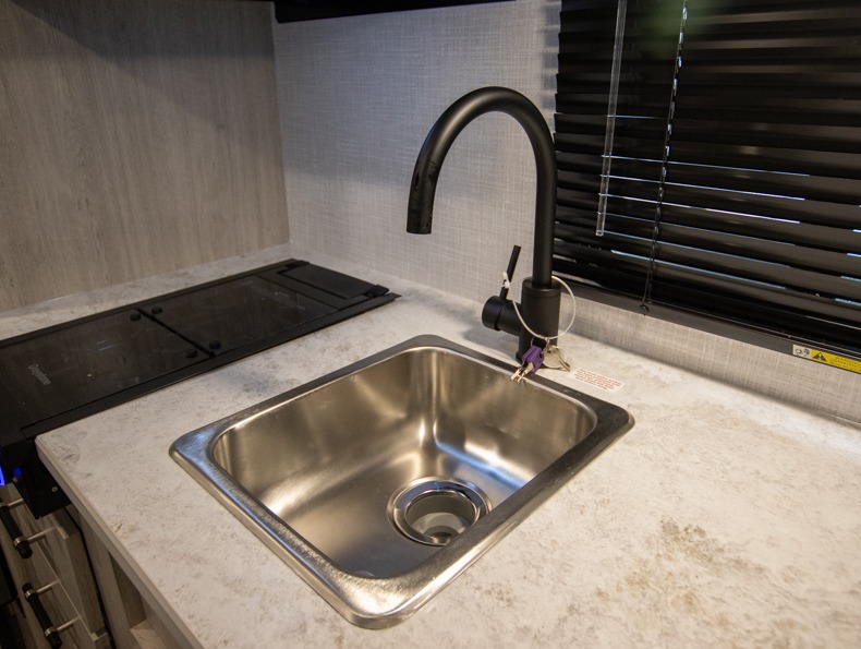 2026 CrossRoads Sunset Trail 17RBS, $ 0