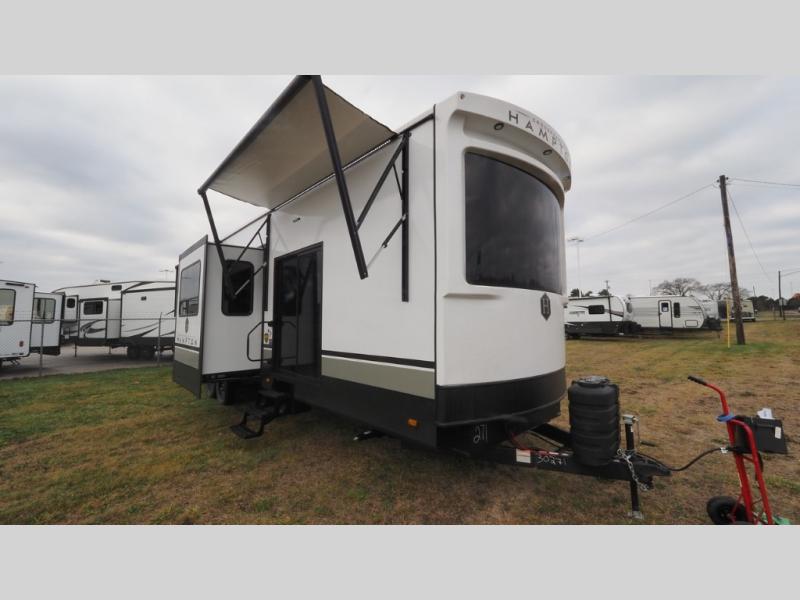 2025 CrossRoads Hampton HP388FKL, $ 104,305
