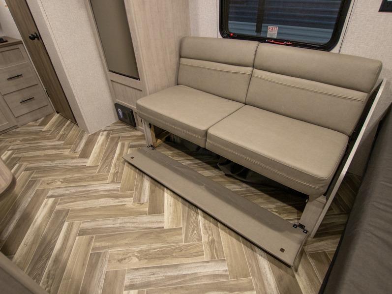 2025 CrossRoads Zinger Lite ZR18RK, $ 23,348