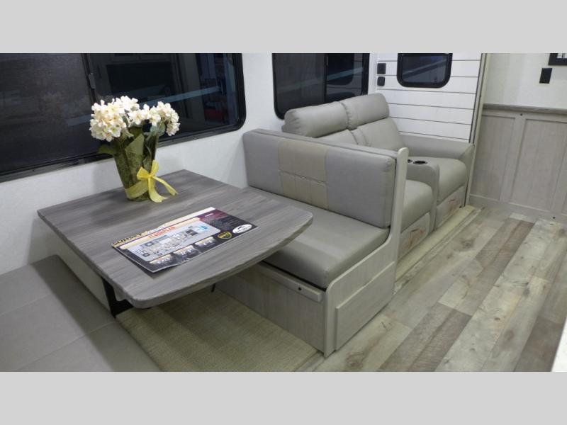 2025 CrossRoads Sunset Trail Super Lite SS285CK, $ 59,178