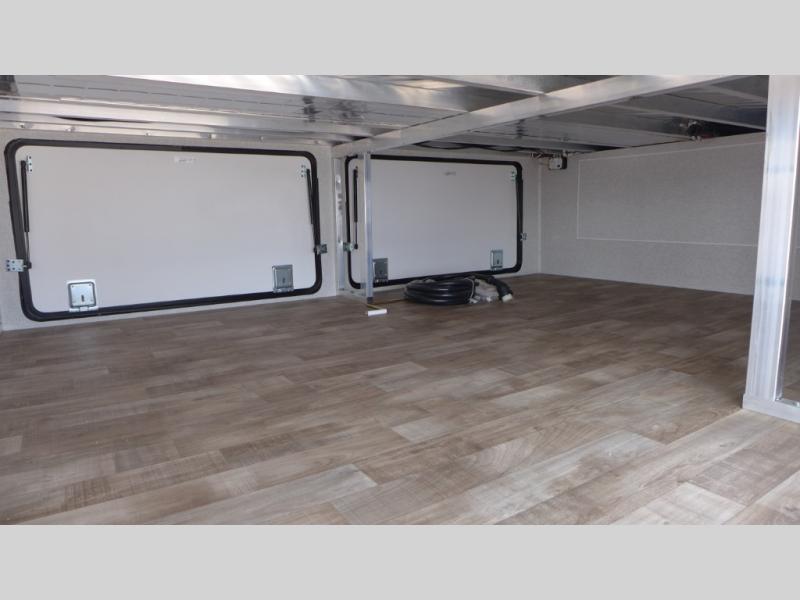 2025 CrossRoads Hampton HP395BAM, $ 108,875