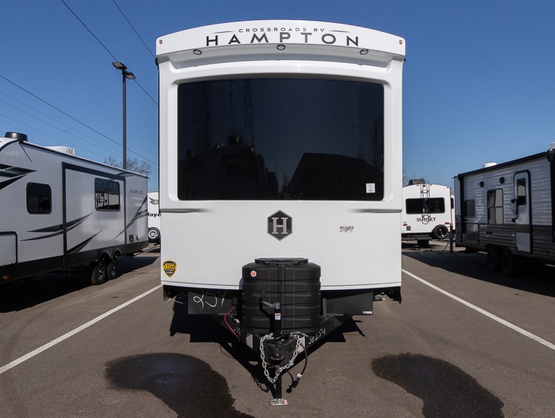 2024 CrossRoads Hampton HP378DBB, $ 64,990