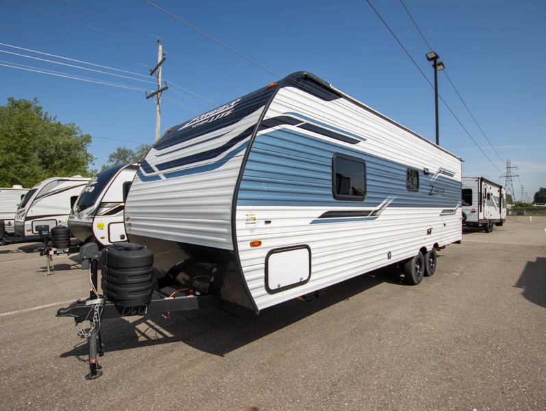 2024 CrossRoads Zinger Lite ZR252BH, $ 16,990