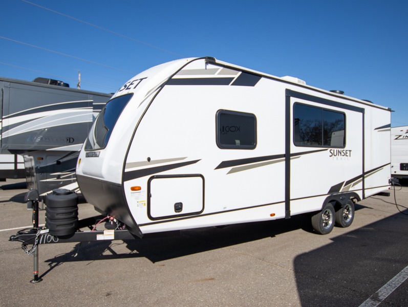 2024 CrossRoads Sunset Trail Super Lite SS222RB, $ 53,097