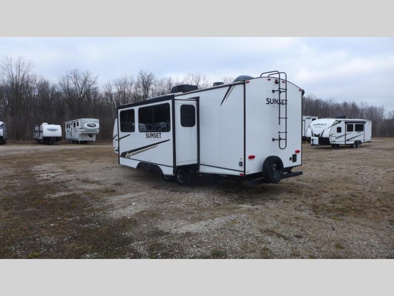 2024 CrossRoads Sunset Trail Super Lite SS253RB, $ 49,830