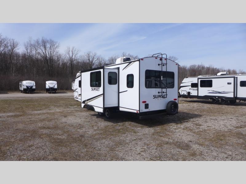 2024 CrossRoads Sunset Trail Super Lite SS258RD, $ 49,228