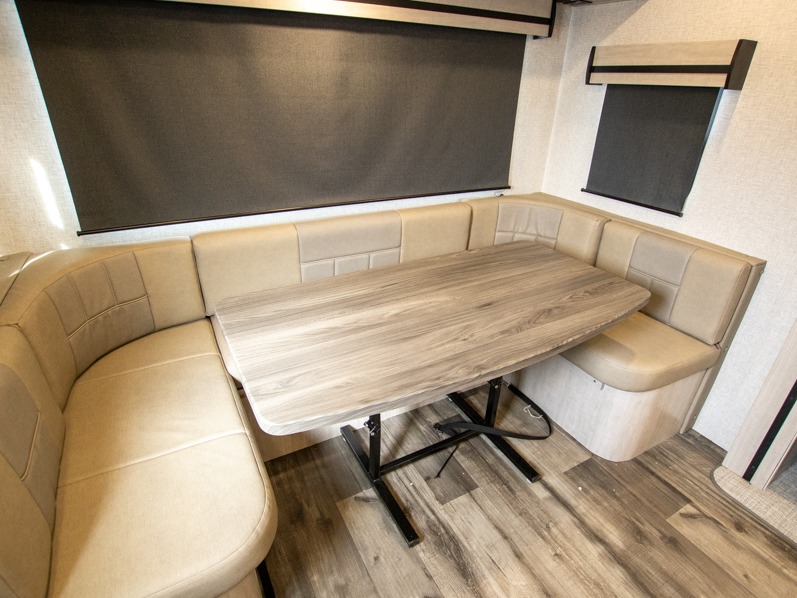 2024 CrossRoads Sunset Trail Super Lite SS258RD, $ 55,977