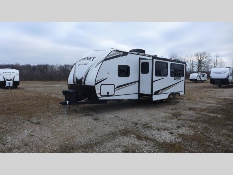 2024 CrossRoads Sunset Trail Super Lite SS253RB, $ 49,830