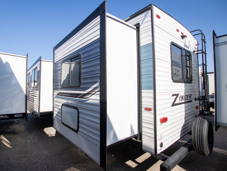 2023 CrossRoads Zinger ZR320FB, $ 34,990