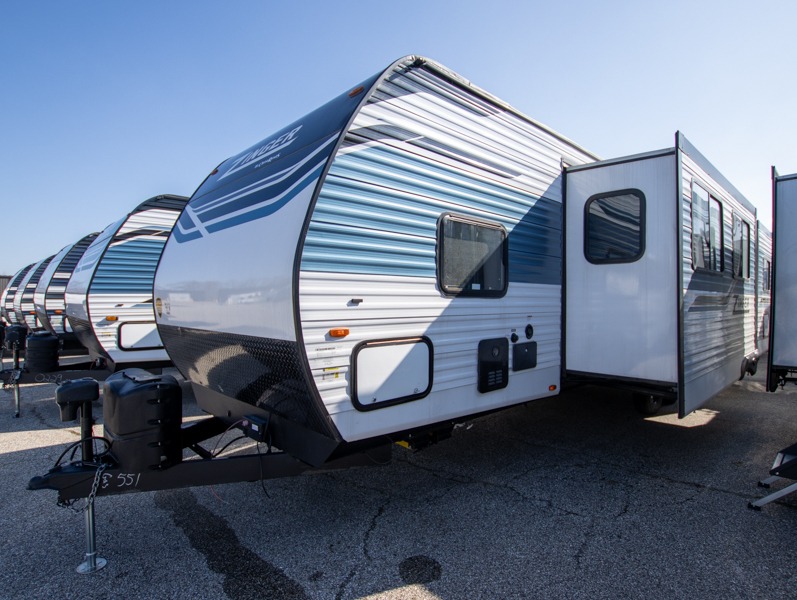 2023 CrossRoads Zinger ZR320FB, $ 34,990