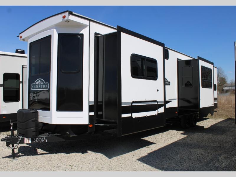 2023 CrossRoads Hampton HP380RKS, $ 95,634