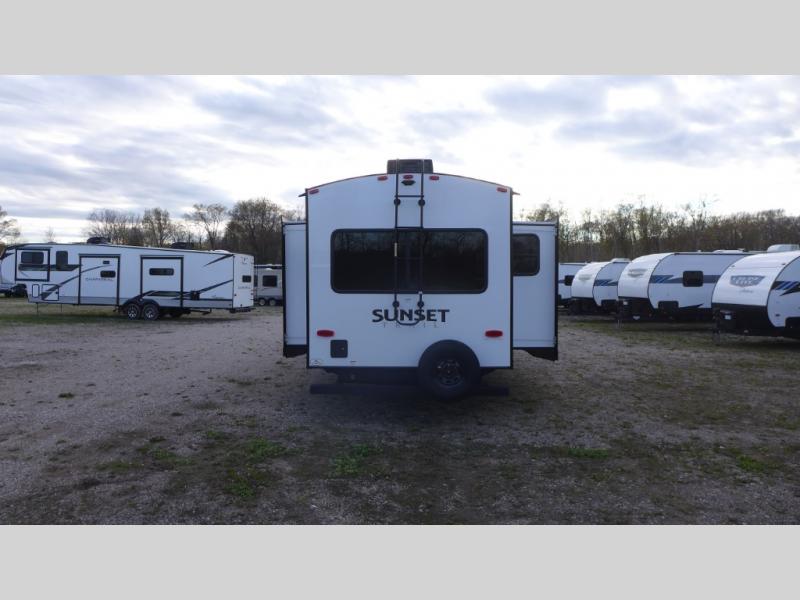 2023 CrossRoads Sunset Trail Super Lite SS330SI, $ 69,903