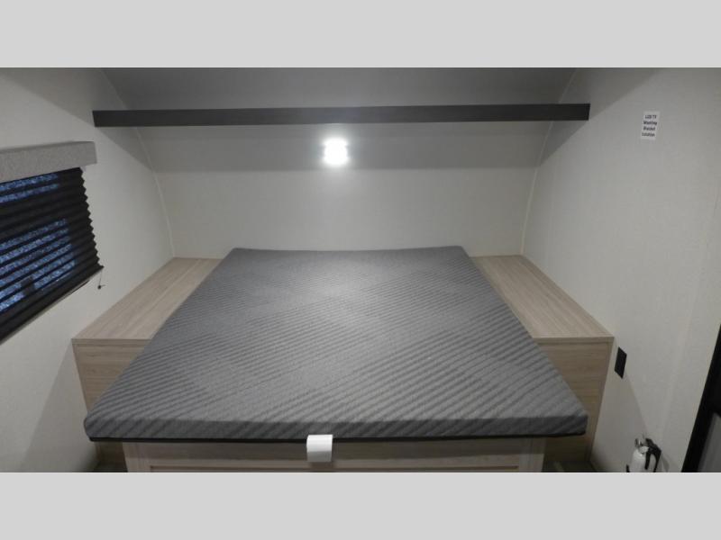 2025 Cruiser RV Avenir XLT 17RB, $ 12,990