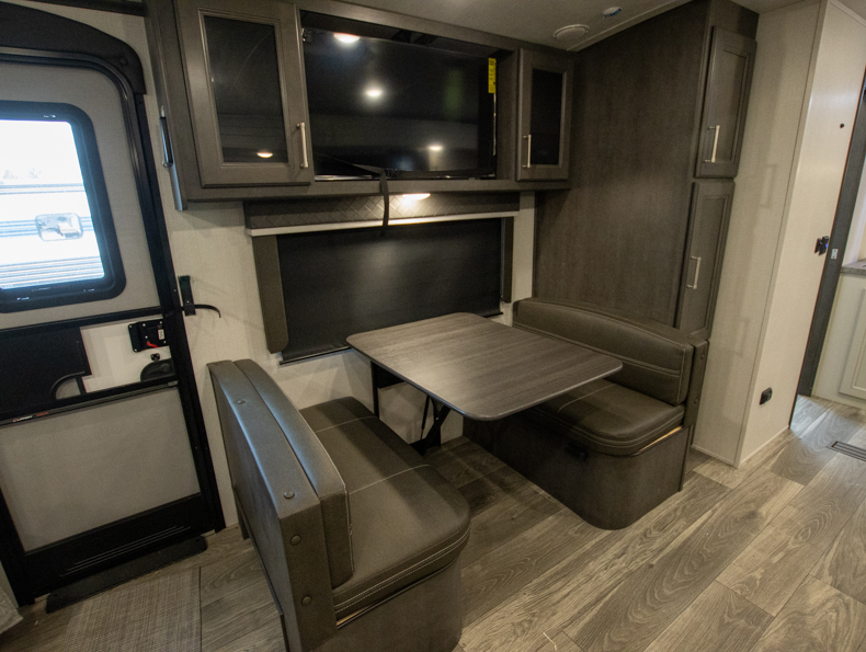 2024 Keystone Cougar Half-Ton (Travel Trailer - Ea, $ 32,995