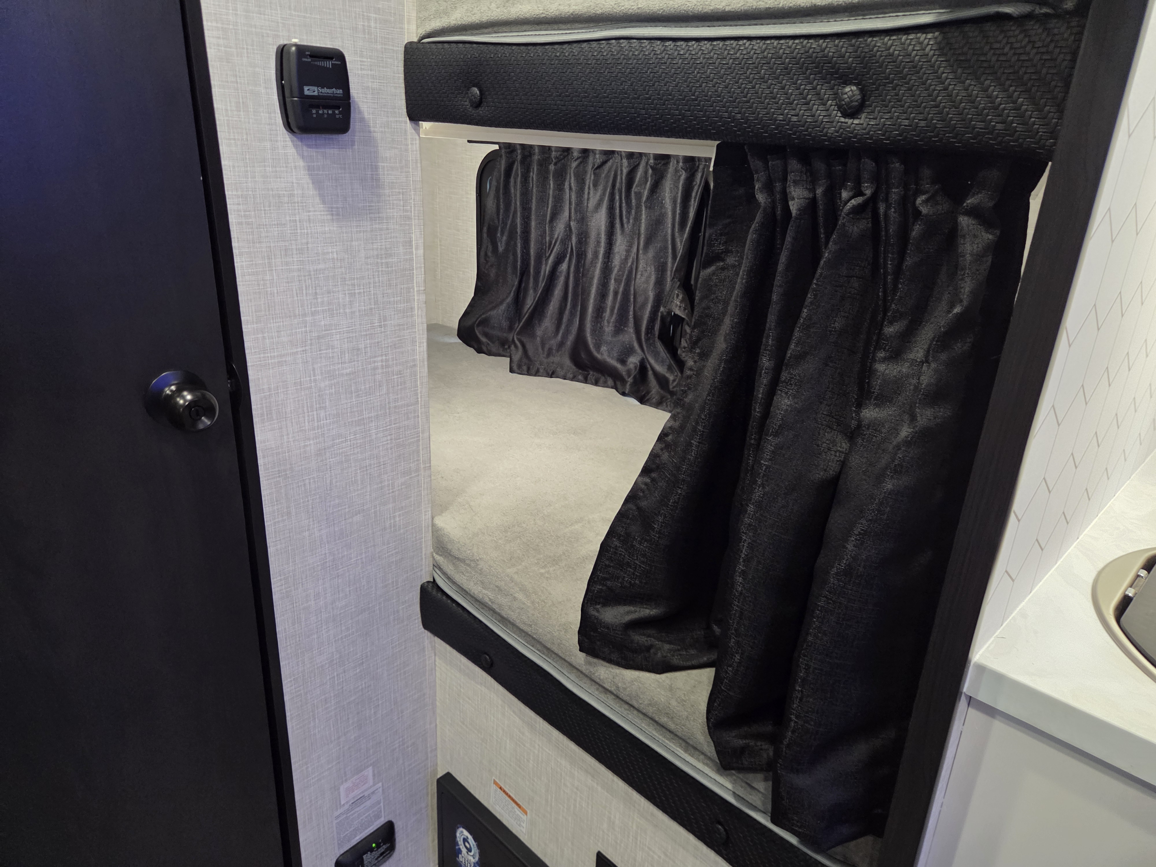 2025 Jayco Jay Feather Air 18MBH, $ 23,999