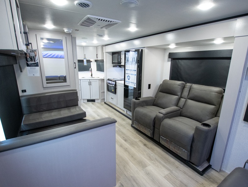 2026 Jayco Jay Feather 21MML, $ 35,999