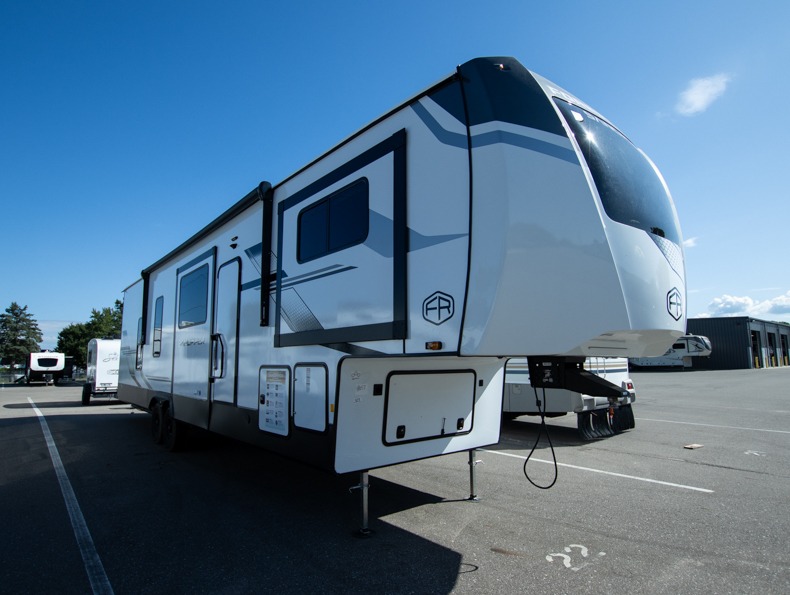 2026 Forest River Sandpiper 3990FL, $ 75,999