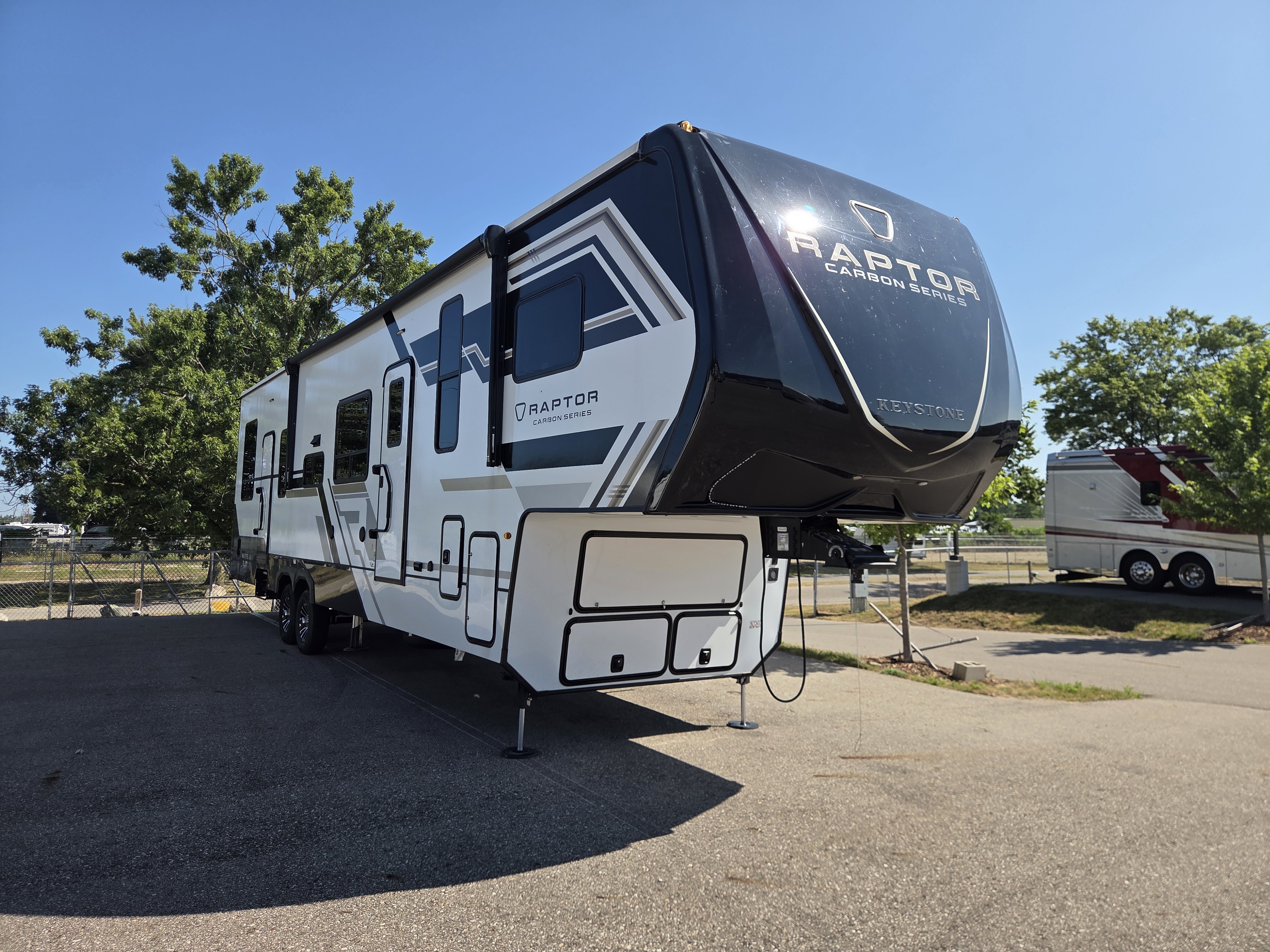 2026 Keystone Carbon 360, $ 79,999